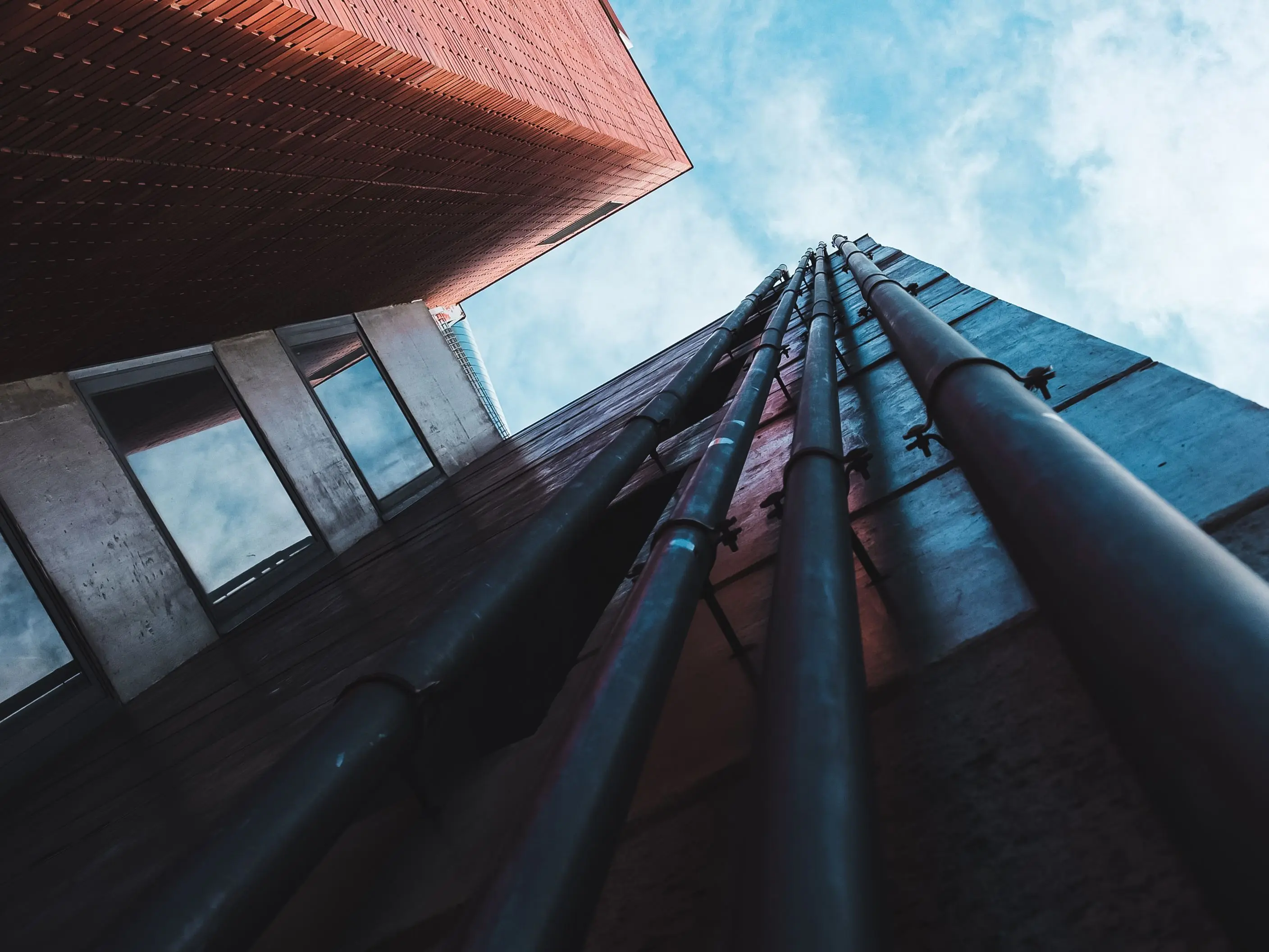 What is the best gutter system for residential buildings?